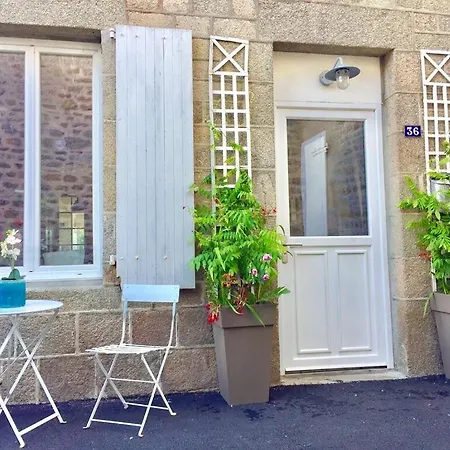 Сasa de vacaciones 36 Rue Saint Nicolas Jardin Clos 30m Port