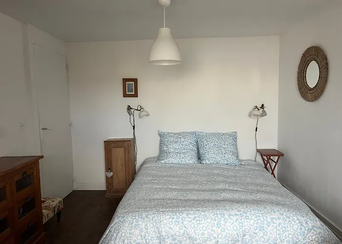 36 Rue Saint Nicolas Jardin Clos 30m Port *