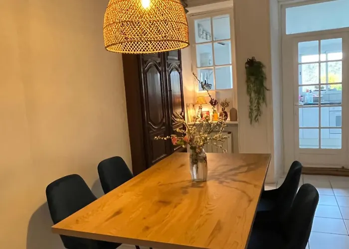 36 Rue Saint Nicolas Jardin Clos 30m Port