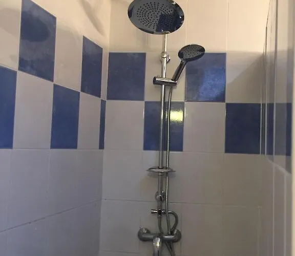 36 Rue Saint Nicolas Jardin Clos 30m Port *