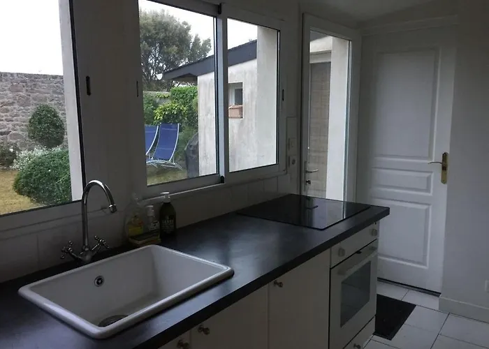 펜션 36 Rue Saint Nicolas Jardin Clos 30m Port